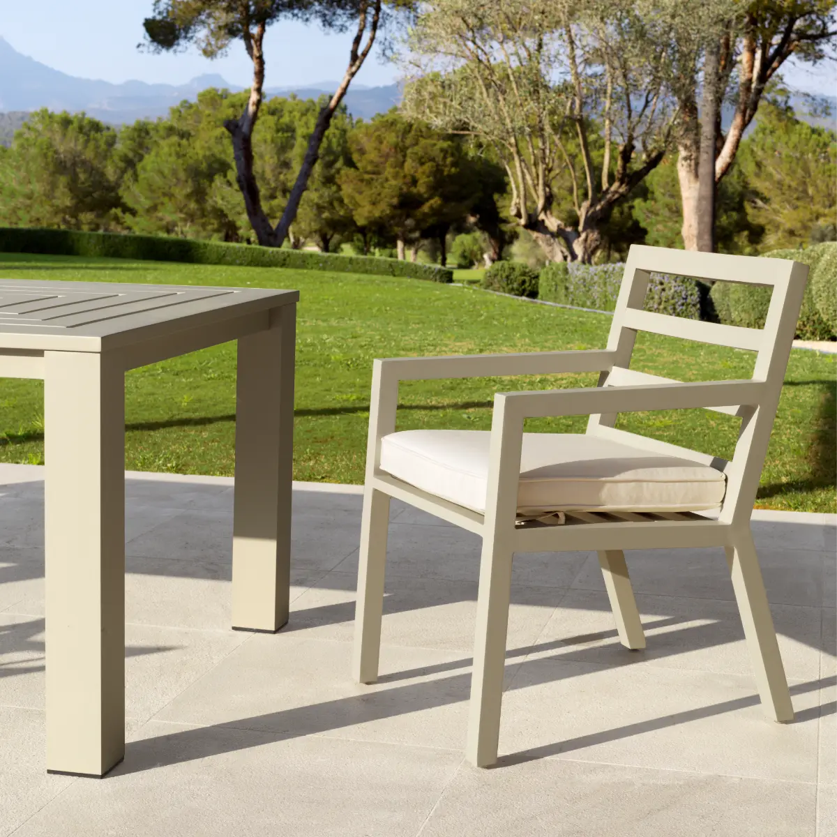 EICHHOLTZ OUTDOOR STUHL DELTA 113654