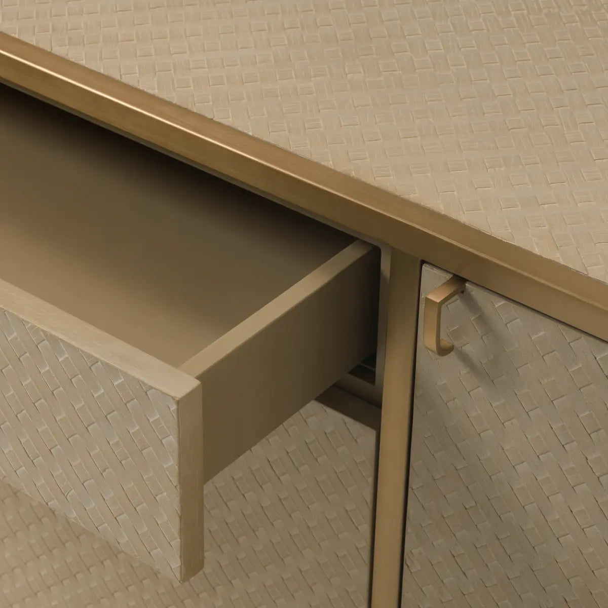 EICHHOLTZ SIDEBOARD NAPA VALLEY 114778