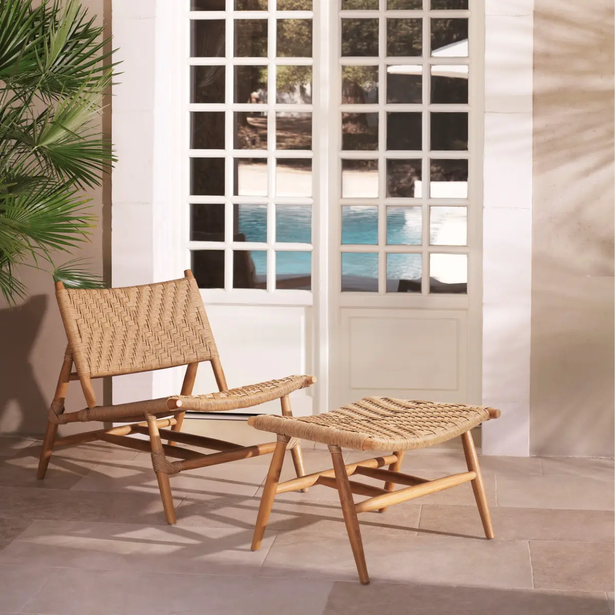 EICHHOLTZ OUTDOOR SESSEL AND HOCKER LAROC 117381