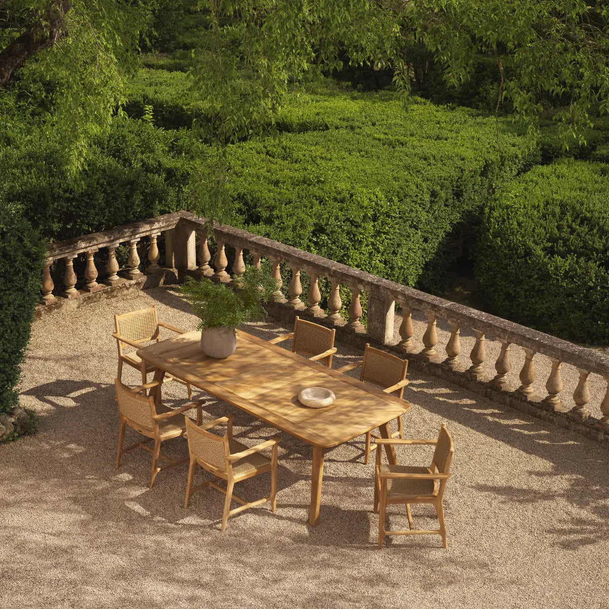 EICHHOLTZ OUTDOOR STUHL PIVETTI ARMLEHNE 117429