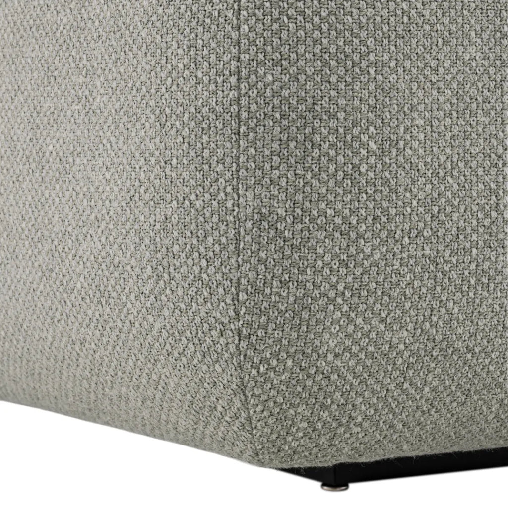 EICHHOLTZ SOFA TARAVAL 117903