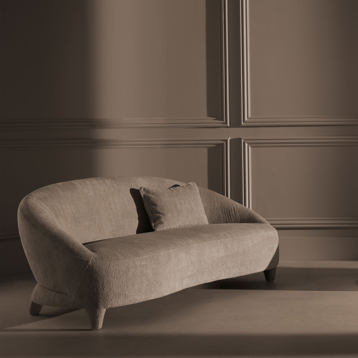 EICHHOLTZ SOFA AVENLEY 120623