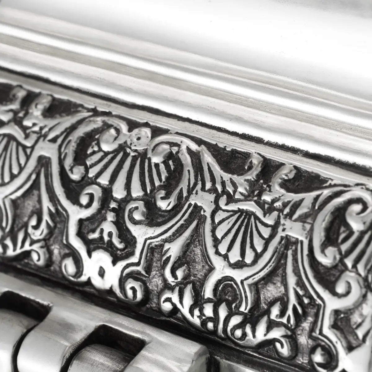 EICHHOLTZ DEKOOBJEKT WALPOLE TM0035