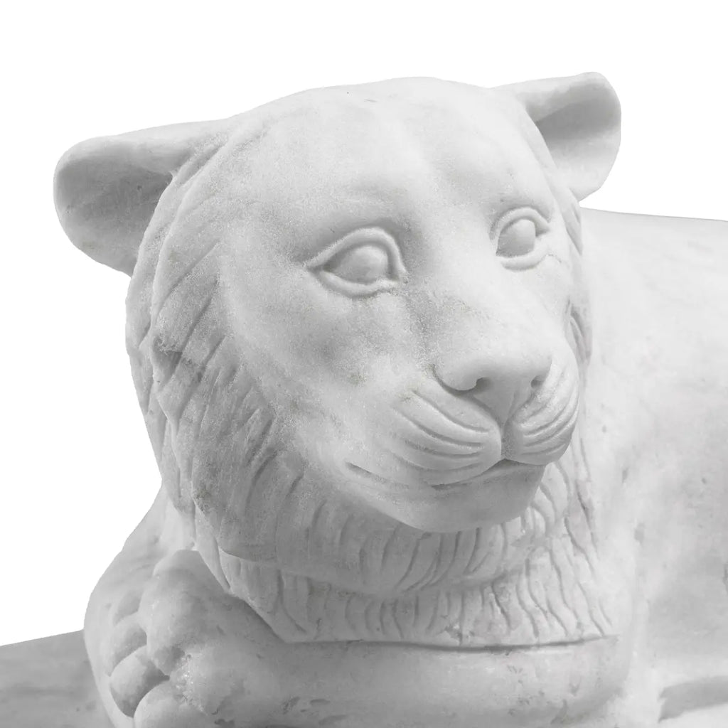 EICHHOLTZ DEKOOBJEKT RECLINING LION TM0058