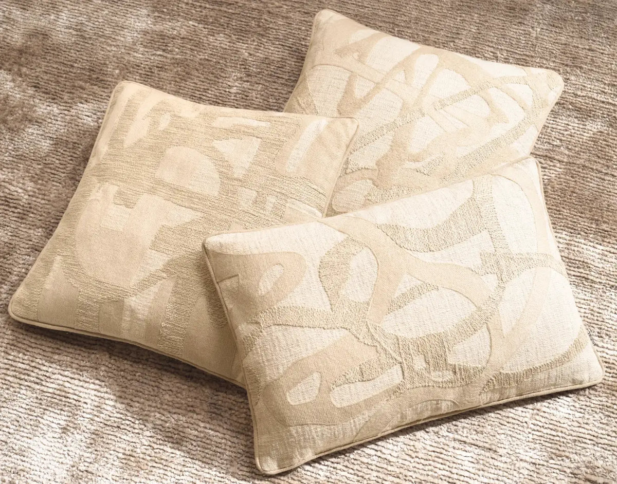 EICHHOLTZ KISSEN FRIEZE L 121475 – Eichholtz by Design Living
